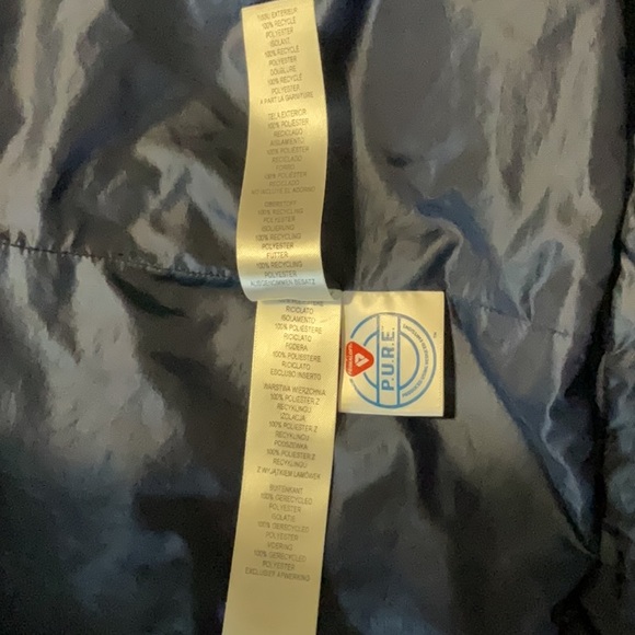 Patagonia Women's Dark Blue Puffer Jacket 1800 Tequila Logo - Picture 6 of 7